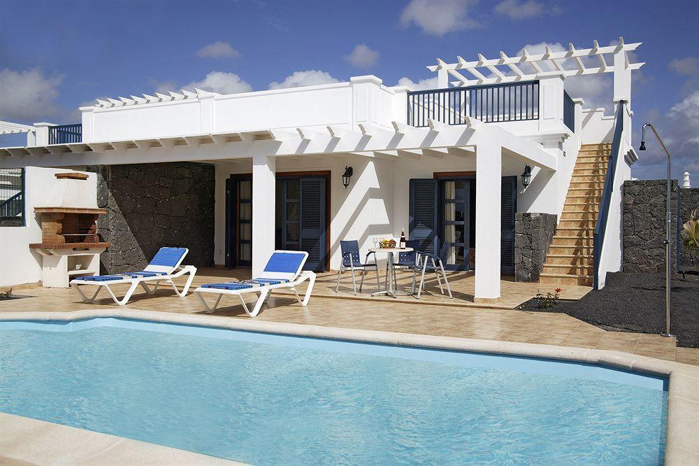 Sun Grove Villas & Spa Playa Blanca  Bagian luar foto